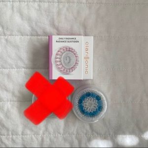 Bundle of bottom TWO Clarisonic Brush attachments